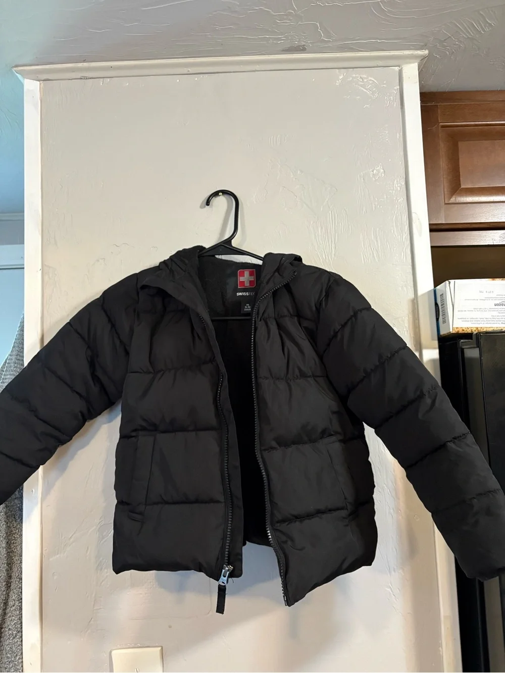 Swiss Tech Kids Black Hooded Puffer Jacket